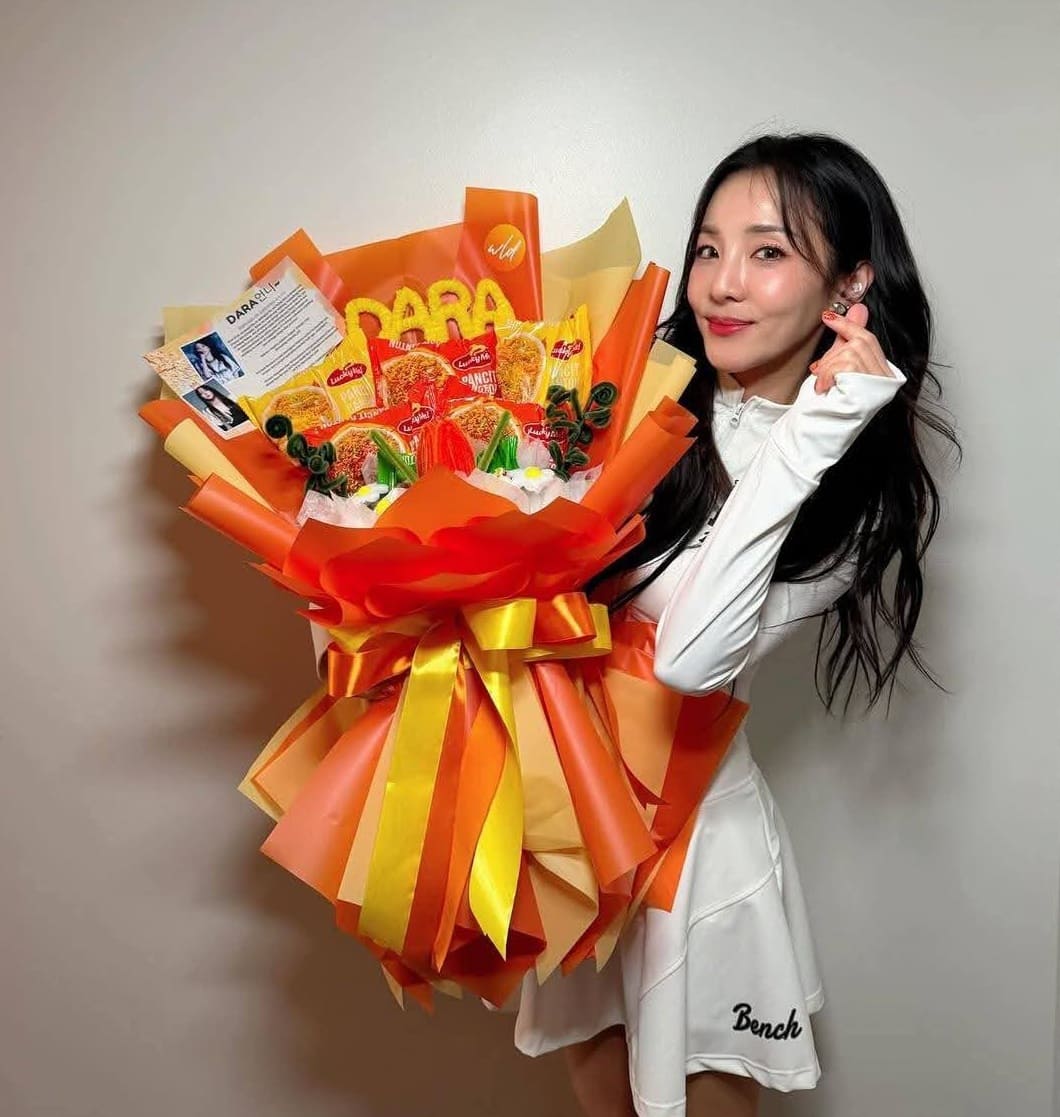 【外星紫藤花女神】(地球化名Dara Park PH)